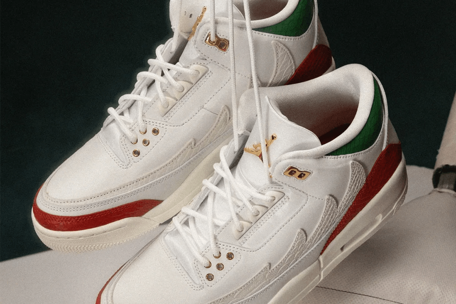 The Air Jordan 3 'El Vuelo' Pays Tribute to Mexico and Its Wrestlers
