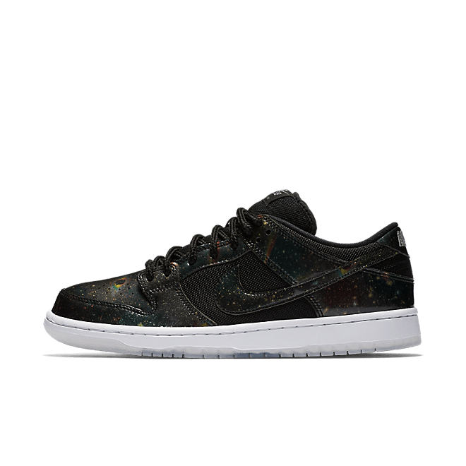 Nike 883232-001