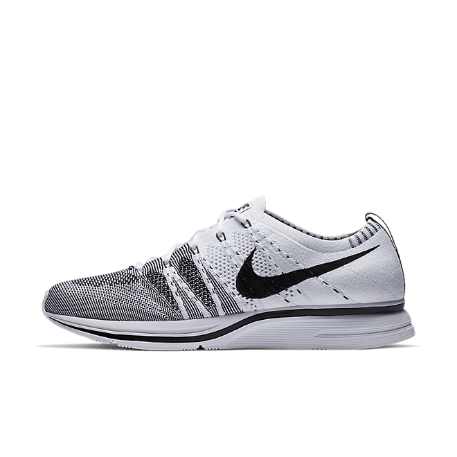 Nike Flyknit AH8396-100