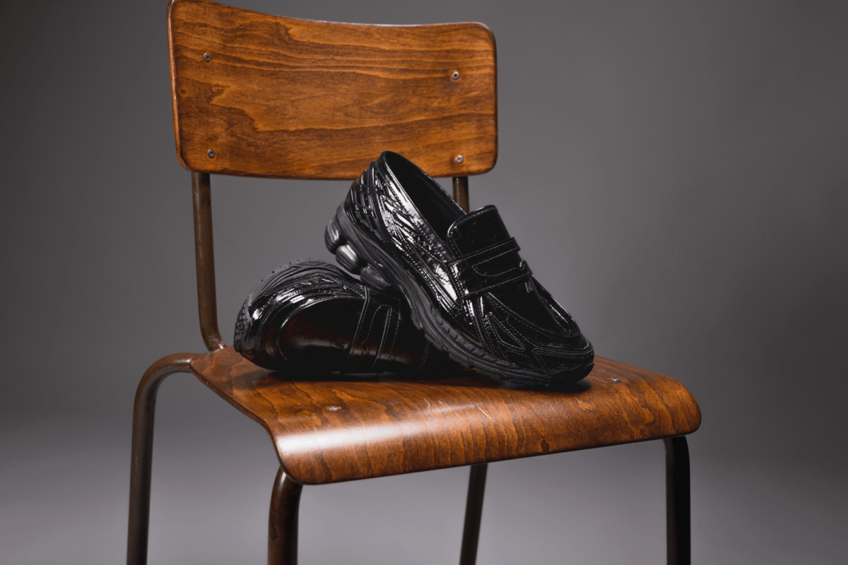 New Balance presenteert de 1906L in 'Black Croc' patentleer