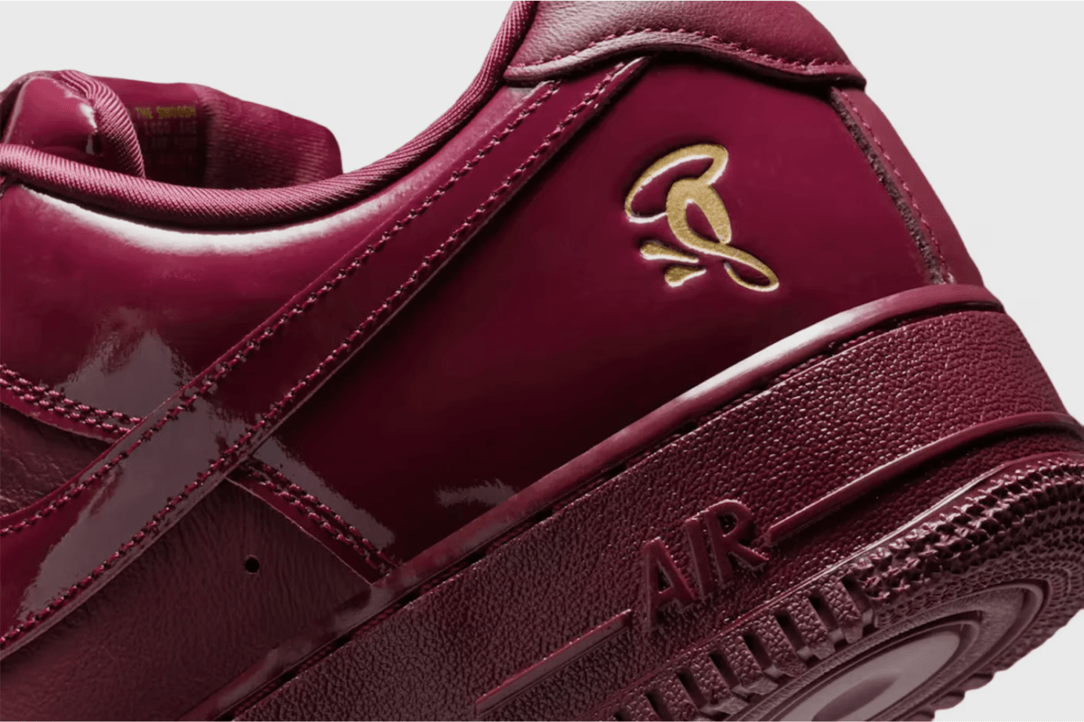 Exclusief voor de UK: Central Cee brengt de Syna World x Nike AF1 'Dark Beetroot' naar Londen