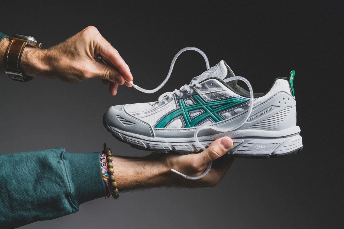 Release reminder: Hidden NY x ASICS GEL-Venture 6 Shield 'Wasabi