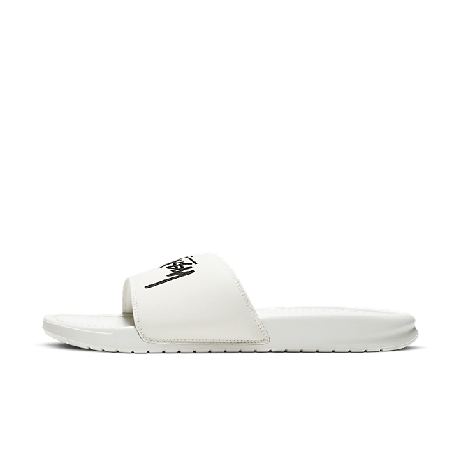 Nike x Stüssy Benassi Sail/ Black DC5239-100