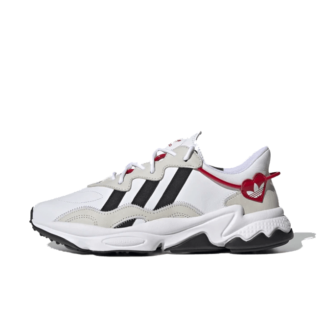 adidas OZWEEGO 'Valentine's Day' FZ1825