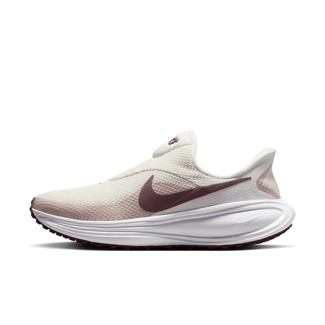 Nike Revolution 8 EasyOn HQ2415-002