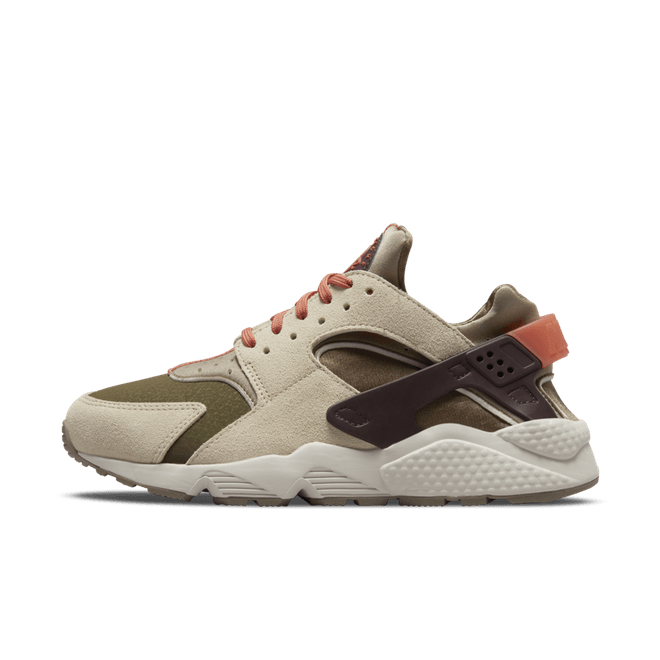 Nike Air Huarache 'Madder Root' DQ9319-200