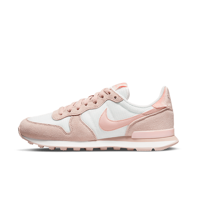 Nike Internationalist DR7877-100