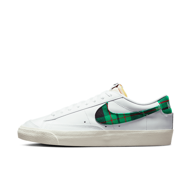 Nike Blazer Low '77 Premium DV0801-100