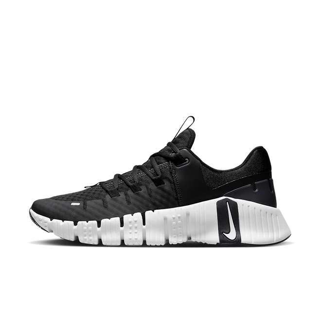 Nike Free Metcon 5 'Black White' DV3949-001