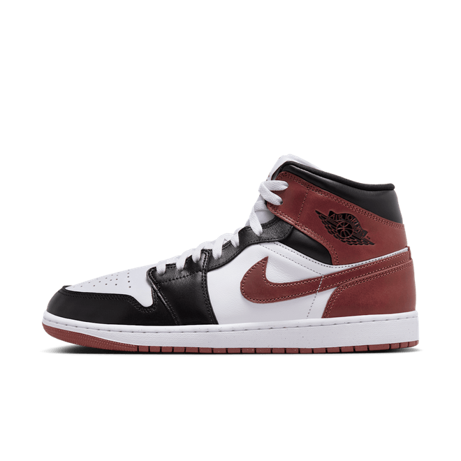 Air Jordan 1 Mid SE 'Dark Pony' HF3216-102