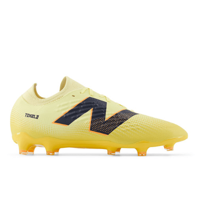 New Balance TEKELA MAGIA LOW LACED FG V4+ ST2FLJ45