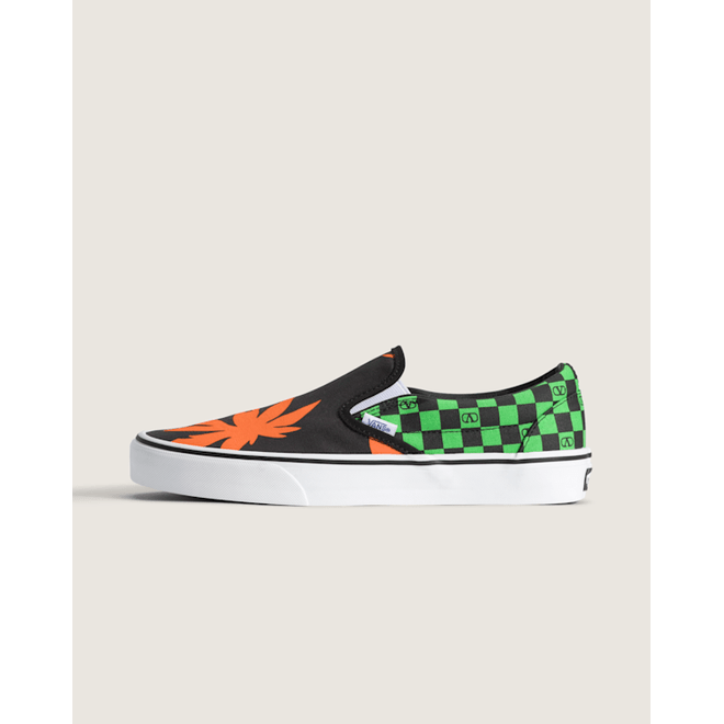 Vans Valentino Garavani en de Vans Classic Slip-on VN000XW4N5B