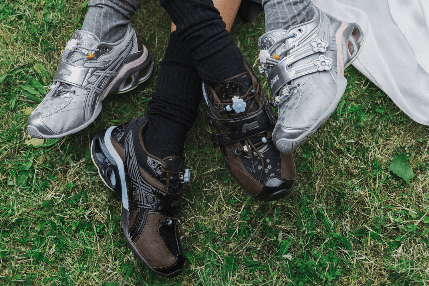 Cecilie Bahnsen brengt bloemenmagie naar het ASICS GEL-KINETIC™-model