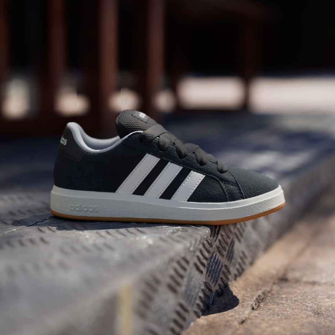 adidas Grand Court 00s Shoes JH6178
