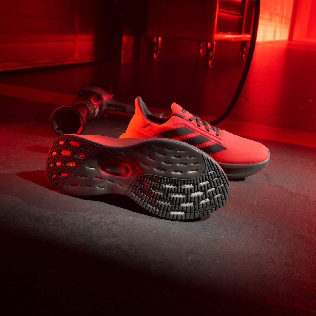 adidas ULTRABOOST 5 AUDI REVOLUT F1 TEAM KJ3672