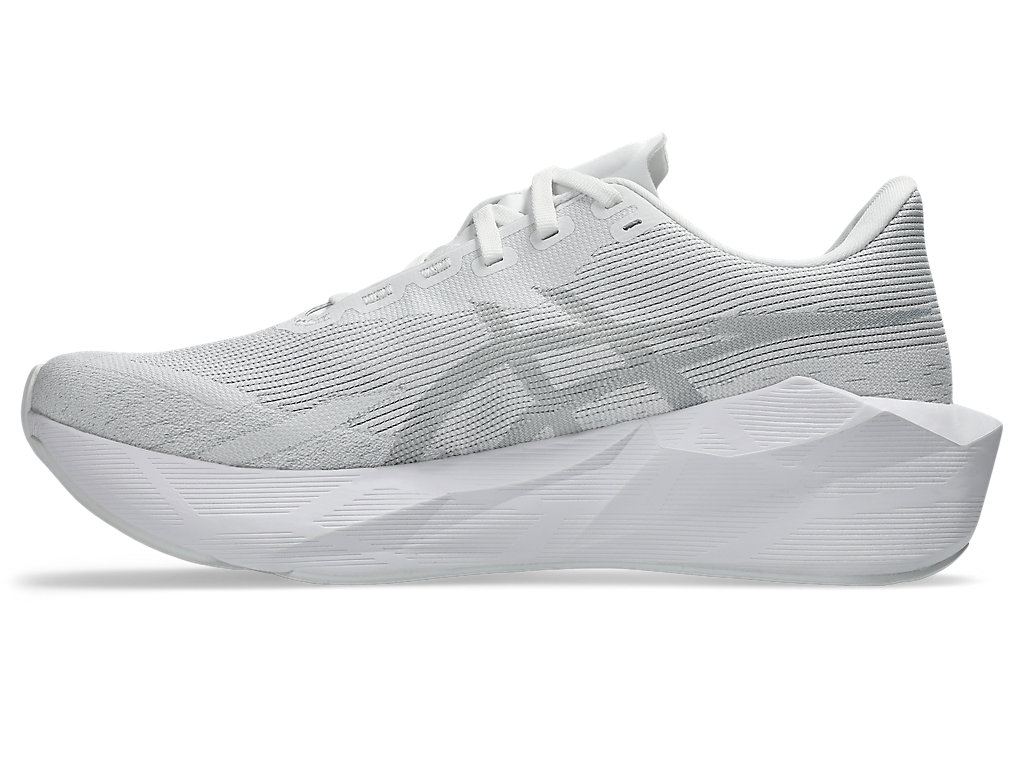 ASICS Novablast 6 White 1011C243-100