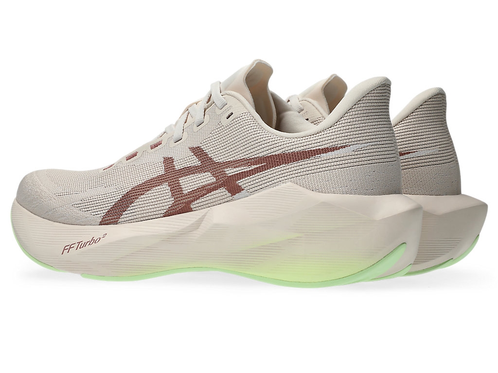 ASICS Novablast 6 Rose Dust 1011C243-700