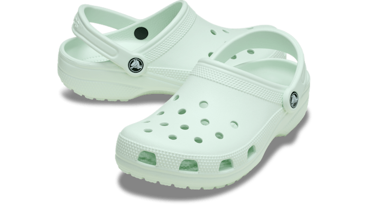 Crocs Unisex Classic Clogs Mint Tint 10001-3YF