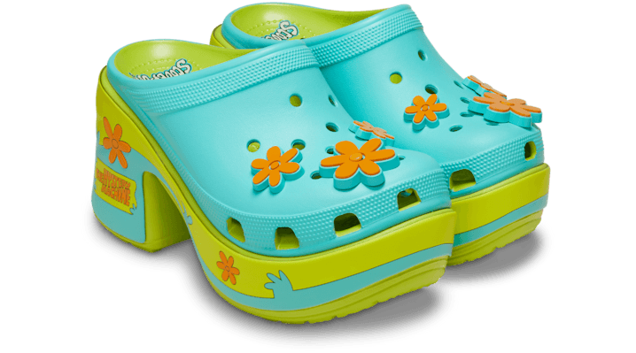 Crocs Unisex Scooby Doo Siren Clogs Lime Punch 210107-3TX