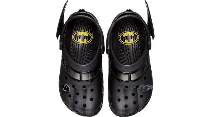 Batman x Crocs Classic Clog 'Batmobile' 210219-001