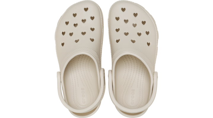 Crocs Classic Hearts Cut Out Clogs Frappé 213441-2MC