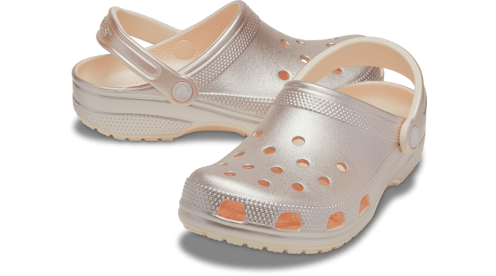 Crocs Classic Tinted Metallic Clogs Peach Ice 214010-86N