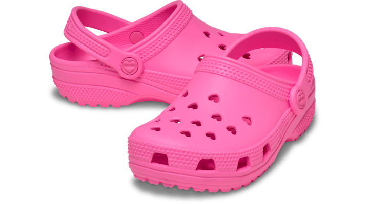 Crocs Classic Hearts Cut Out Clogs Kinder Pink Punch 214206-7EK