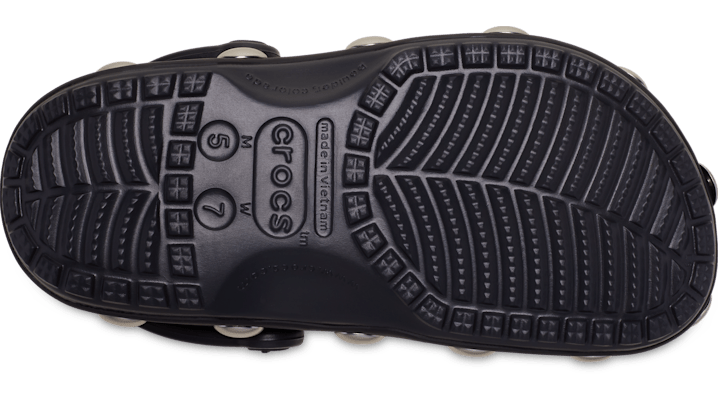 Crocs Classic Big Studded Clogs Black 214236-001