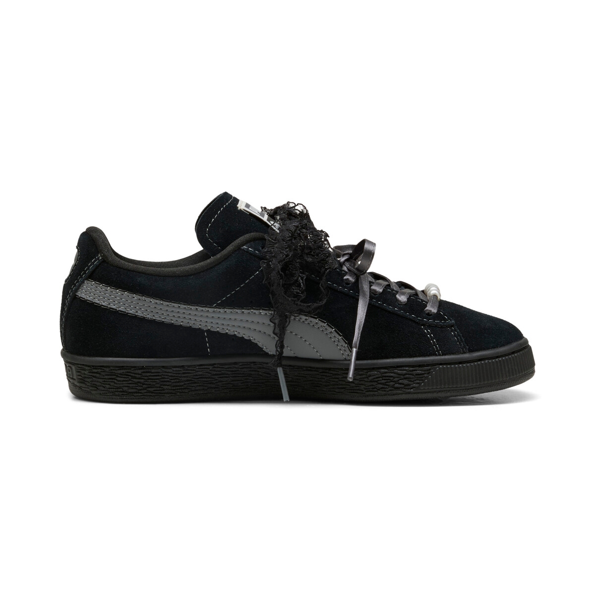PUMA Suede 'Black' - Bloom Pack 408330-03