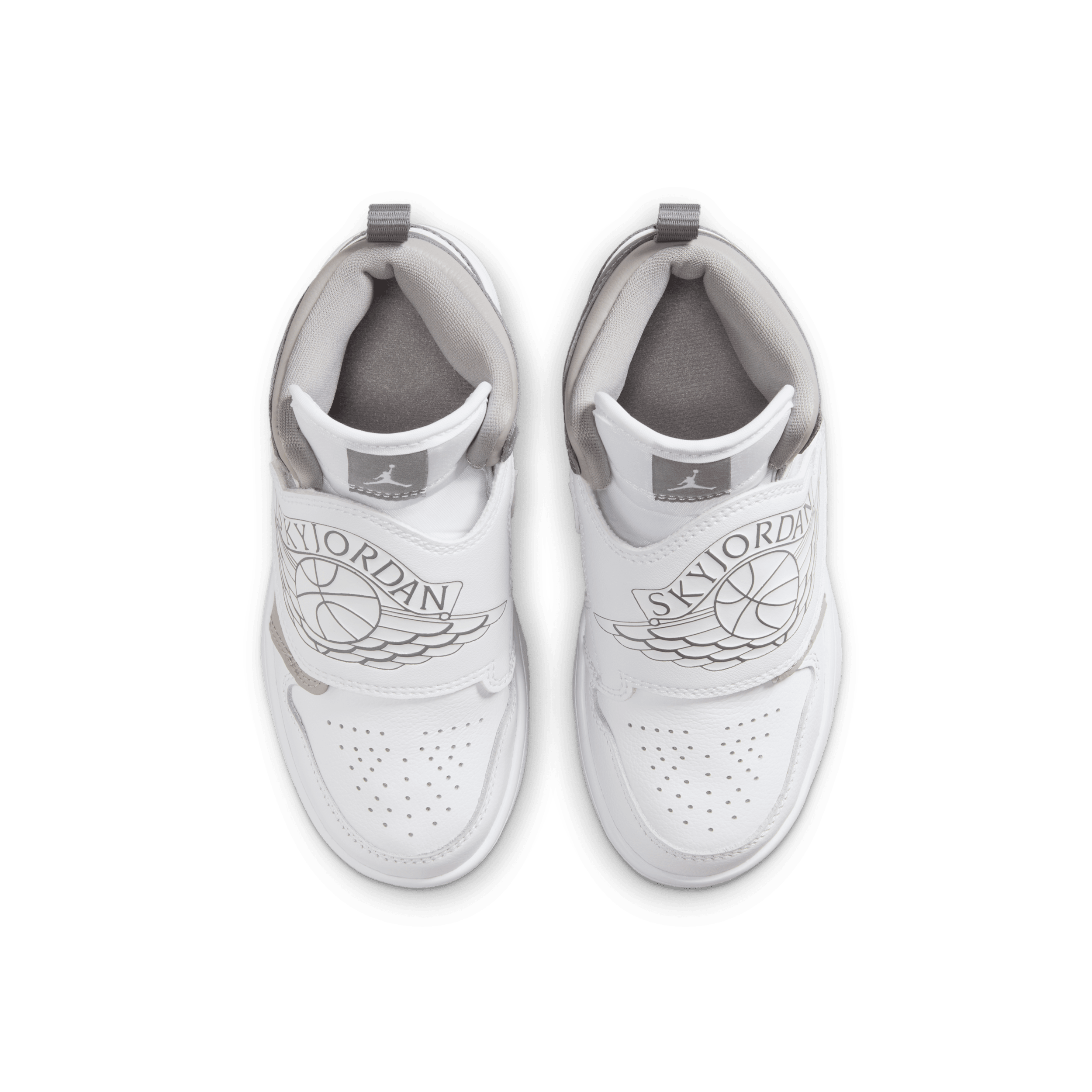 Nike Sky Jordan 1 Younger Kids' Shoe BQ7197-011