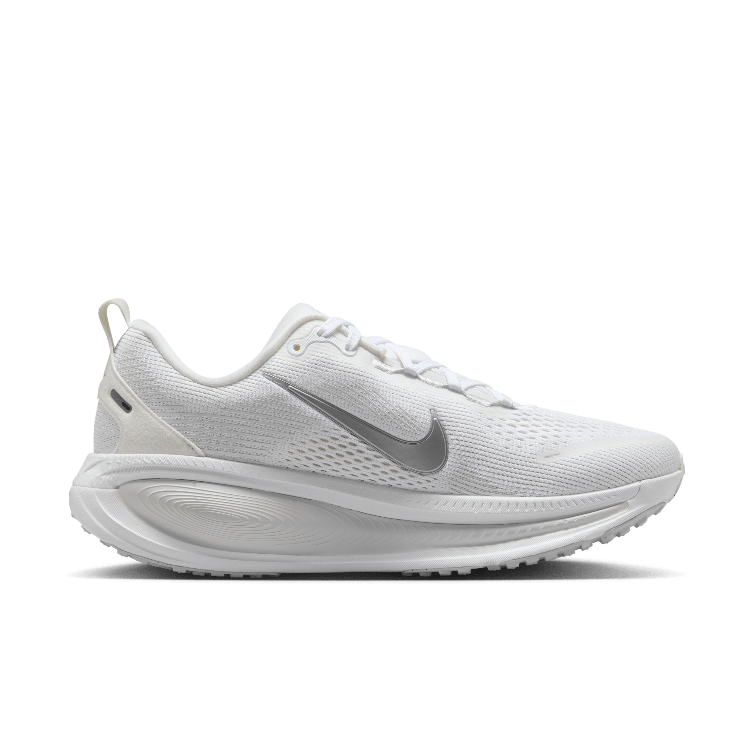 Nike Vomero 18 WMNS 'White & Metallic Silver' HM6804-104