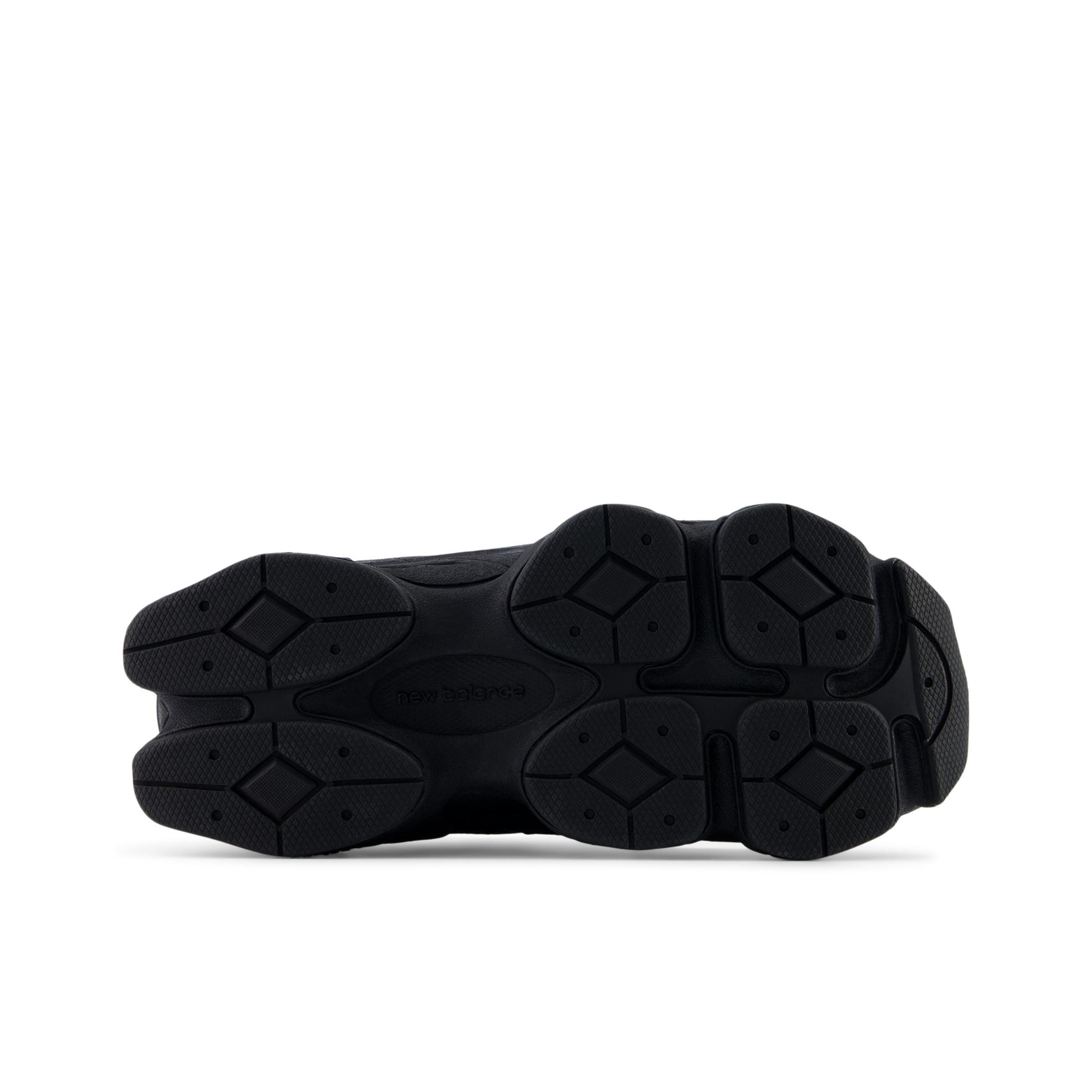 New Balance 9060 Black PC9060BB