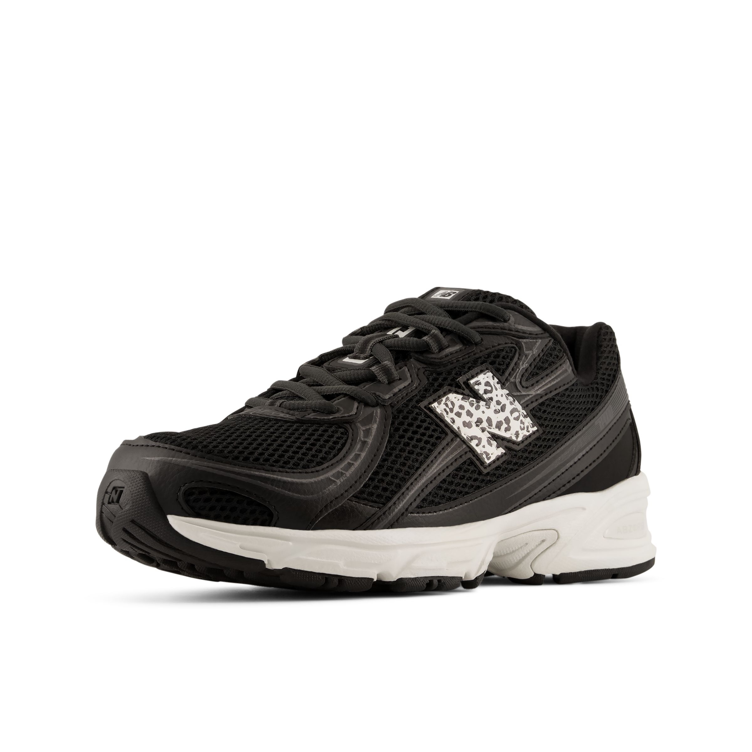 New Balance 740 U7402B2