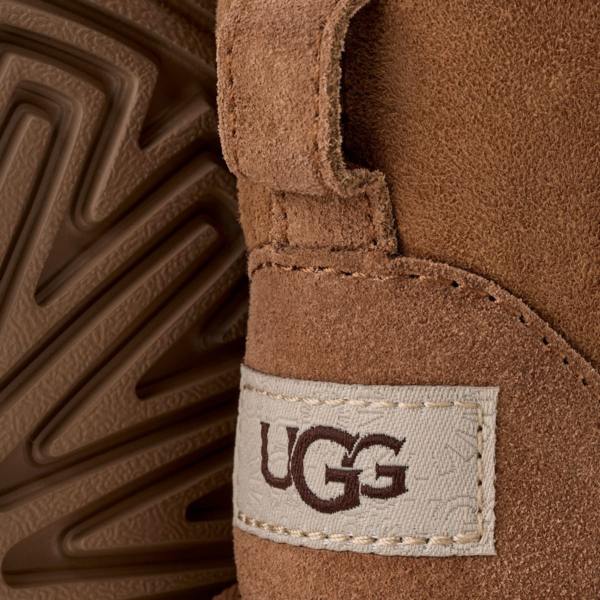 UGG® Classic Mini II Boot Brown 1017715T-CHE