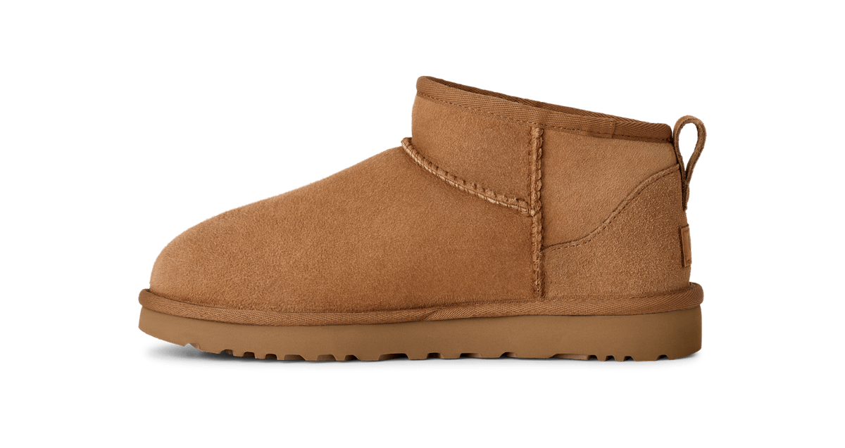 UGG Women's Classic Ultra Mini Sheepskin Boots 1116109-CHE