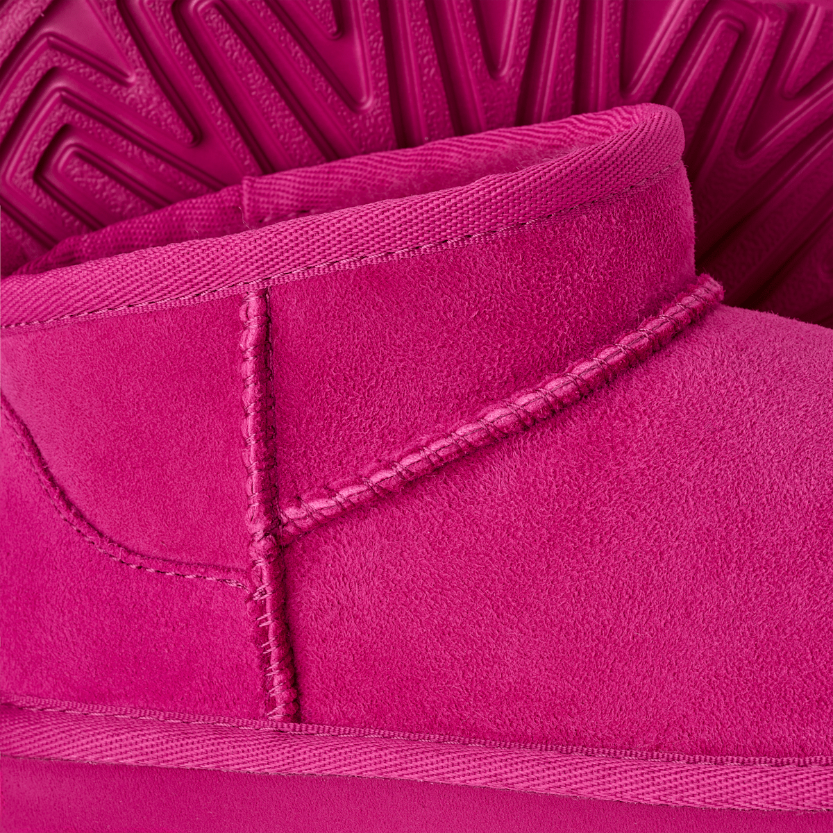 UGG® Classic Ultra Mini Boot Kids Dark Peony 1130750K-DNY