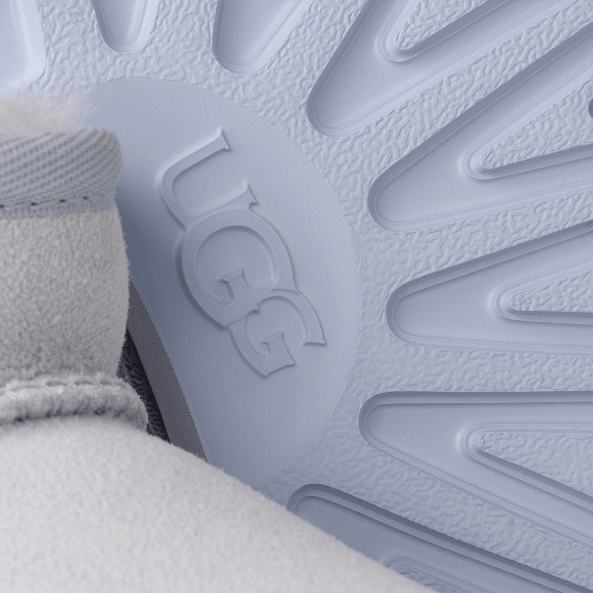UGG® Classic Ultra Mini Boot Kids Misty Wisteria 1130750K-MYW