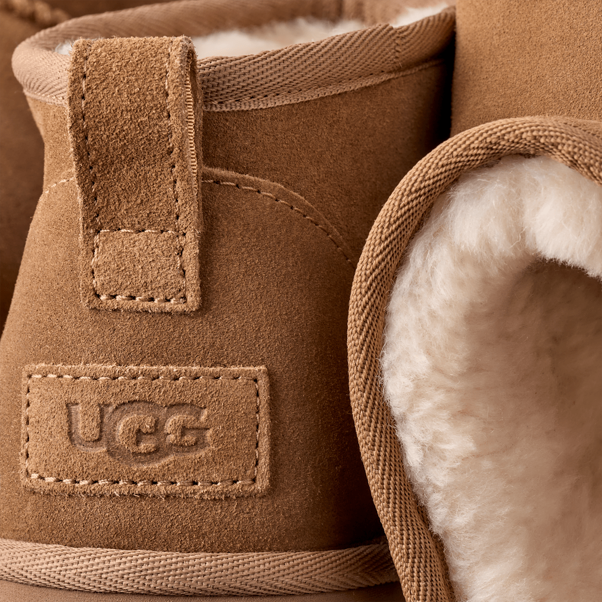 UGG Classic Ultra Mini Platform Suede Boots 1135092-CHE