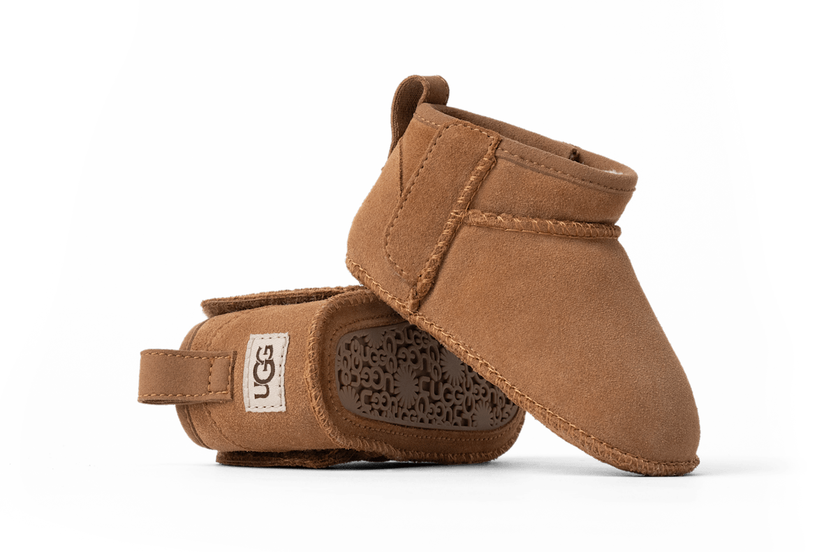 UGG® Classic Ultra Mini Bootie Kids Brown 1157690I-CHE