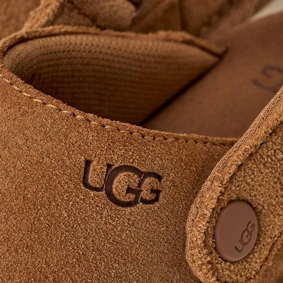 UGG Golden Star Clogs 1159770K-CHE