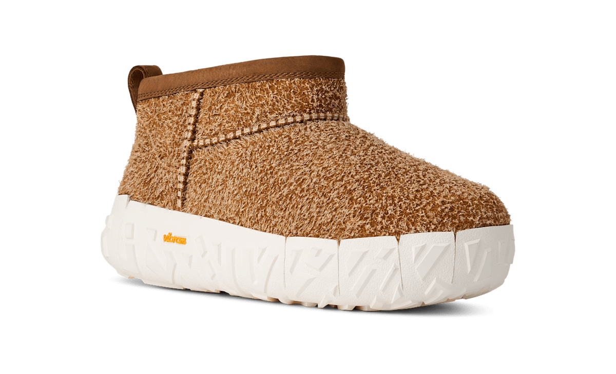 UGG® Classic Ultra Mini Wrap Tech Boot Brown 1171115-CHE