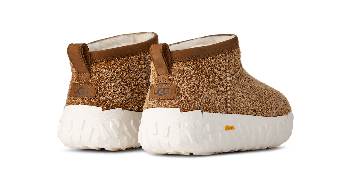 UGG® Classic Ultra Mini Wrap Tech Boot Brown 1171115-CHE