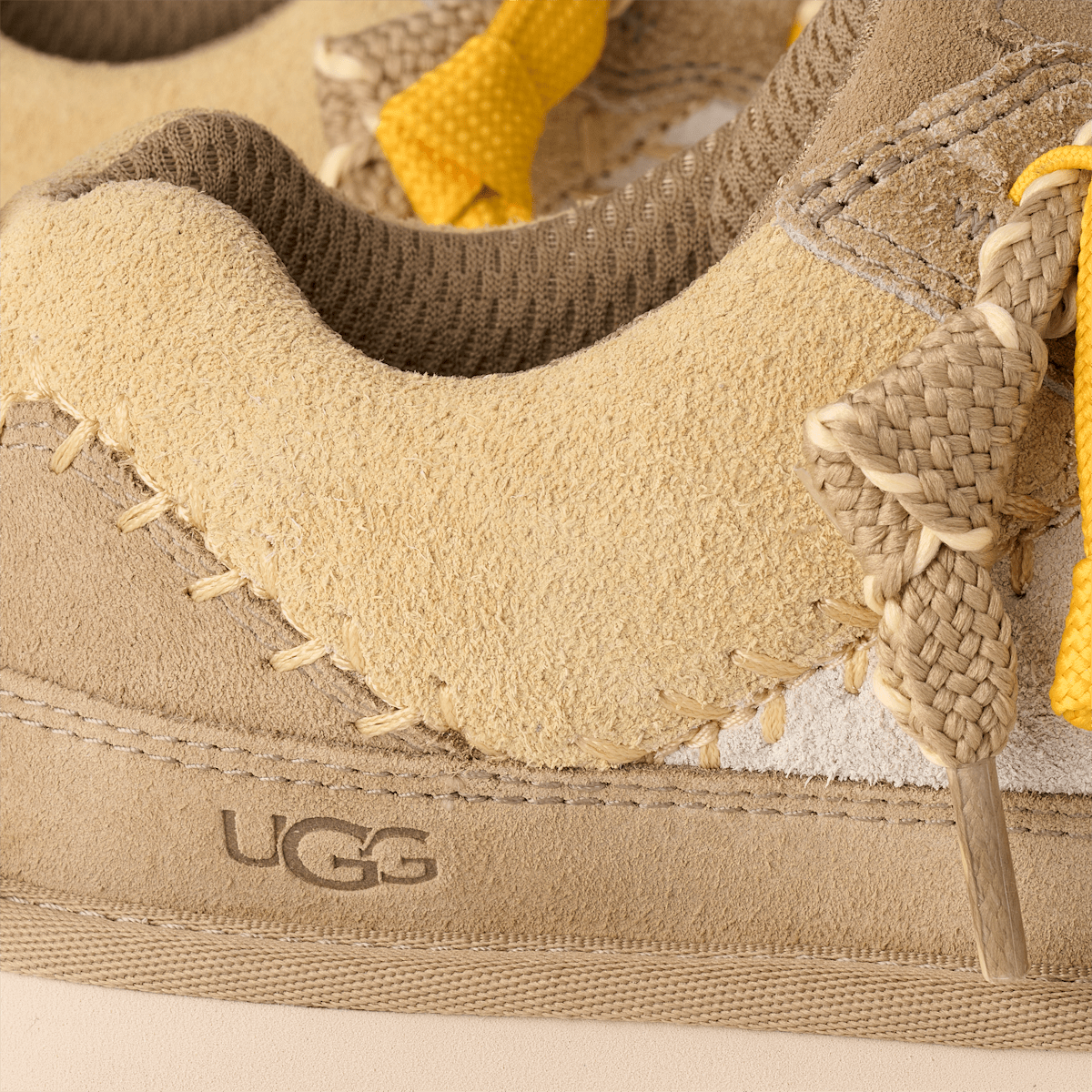 UGG® Lo Lowmel Biarritz 'Mustard Seed 1172710-MDSD