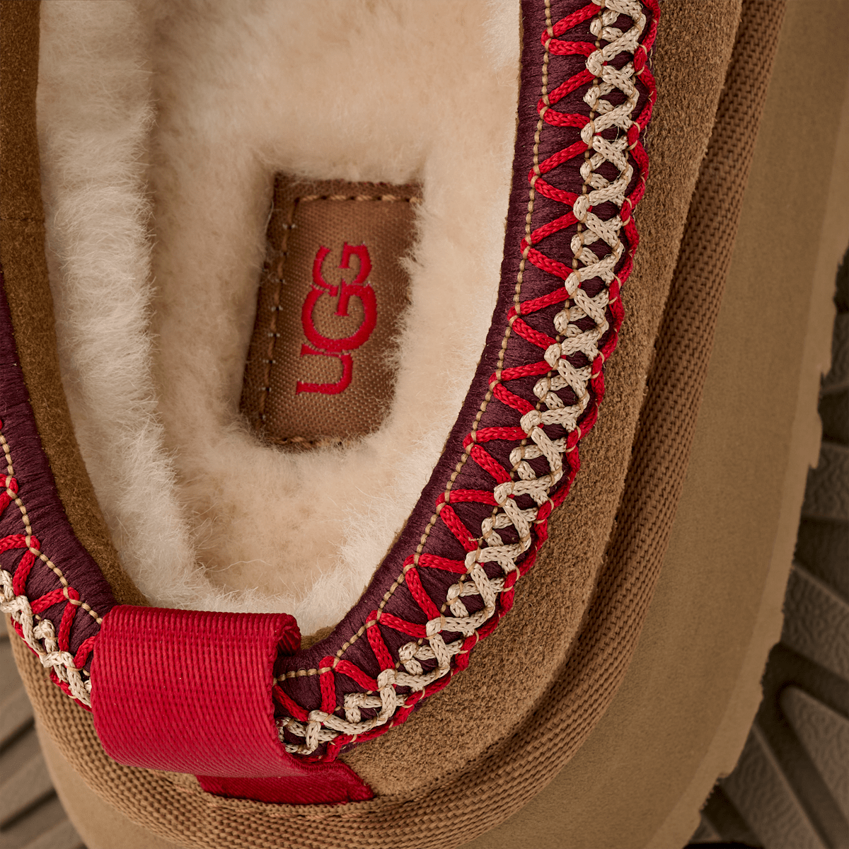 UGG® Tazz Ii Brown 1174471-CHE