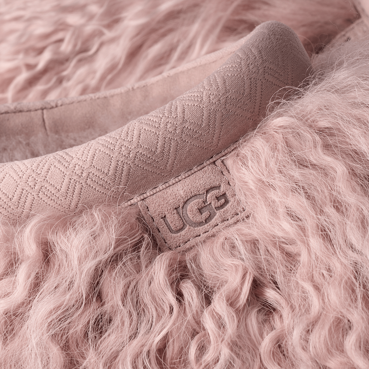 UGG® Tazz Fluff Momma 'Fawn' 1179371-FAWN