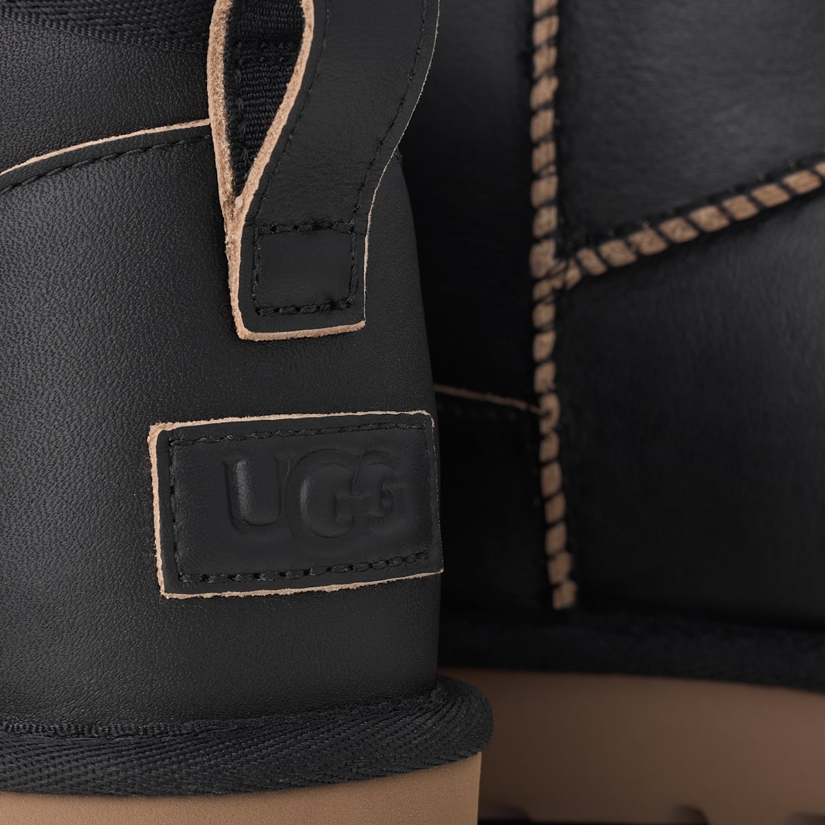 UGG® Classic Ultra Mini Contrast Boot 'Black & Amphora' 1183372-BKMP