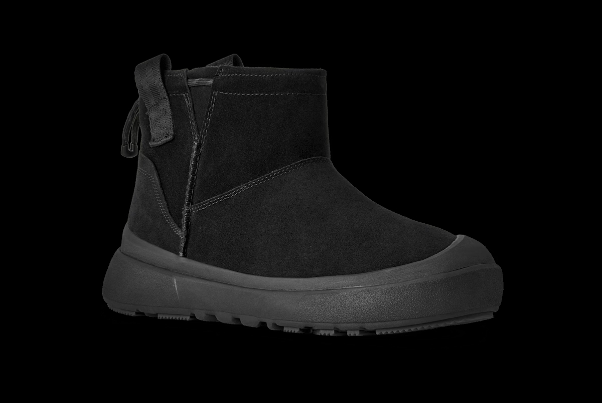 UGG® Classic Mini Outpost Boot 'Black' 1179472-BLK