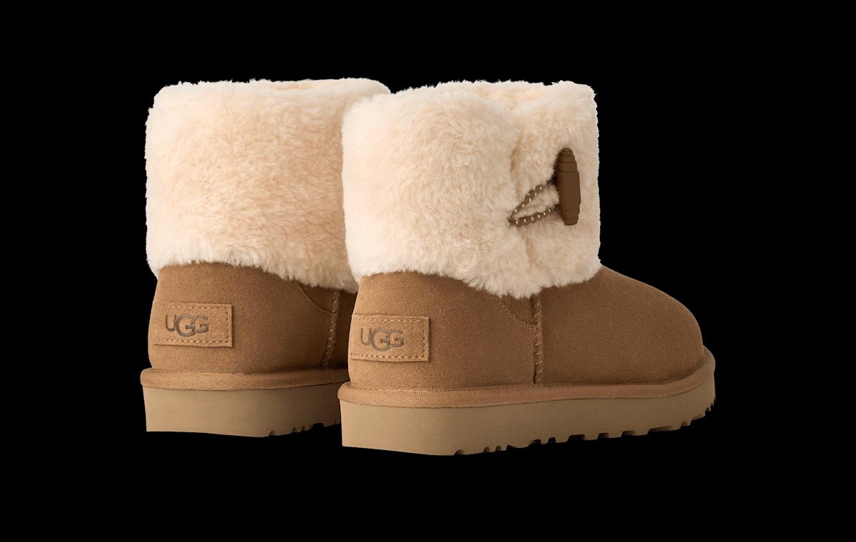 UGG® Classic Mini Posy Toggle Boot 'Chestnut' 1184010-CHE