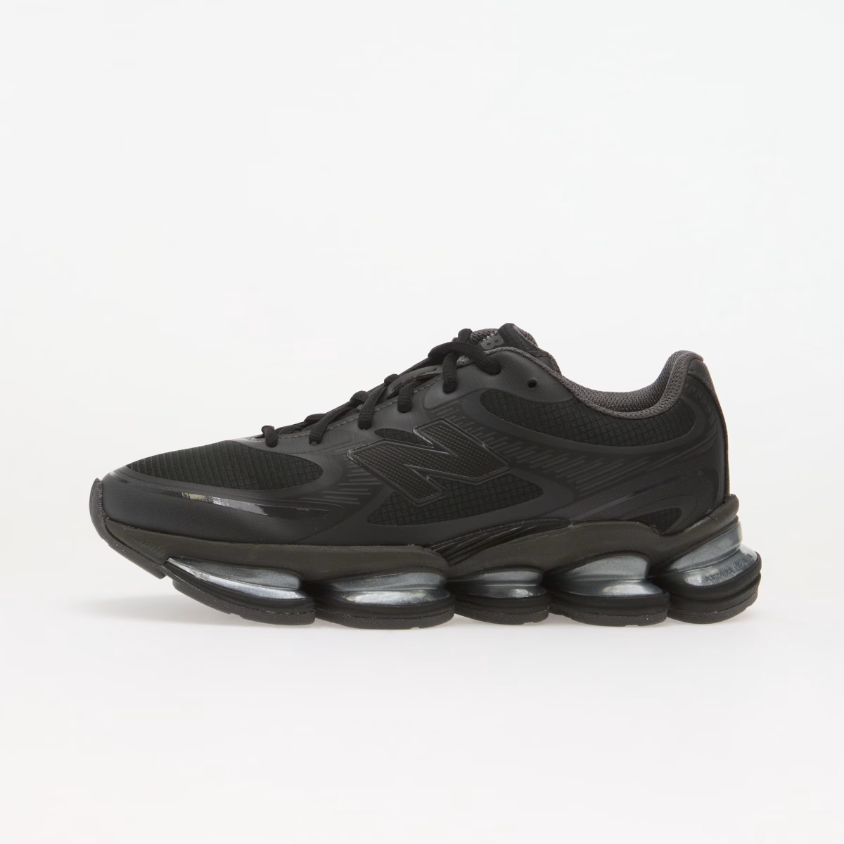 New Balance 2000 Black U20004Y8
