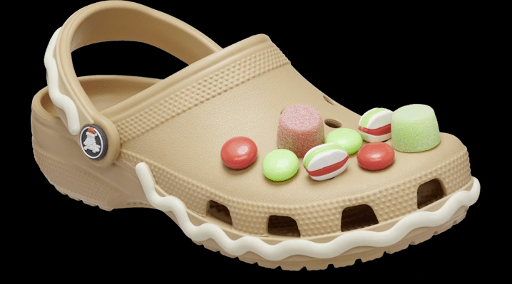 Crocs Classic Gingerbread Clogs 'Beige' 214018-205